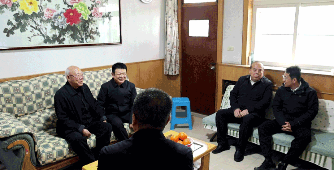 春节前夕，山东能源集团领导看望慰问老领导、困难党员和困难职工