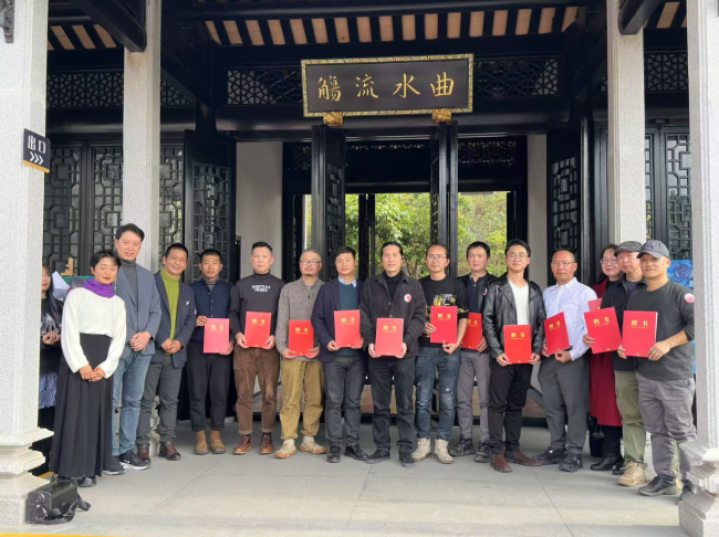 第八届广州市美术家协会油画艺委会成立，陈子君任主任