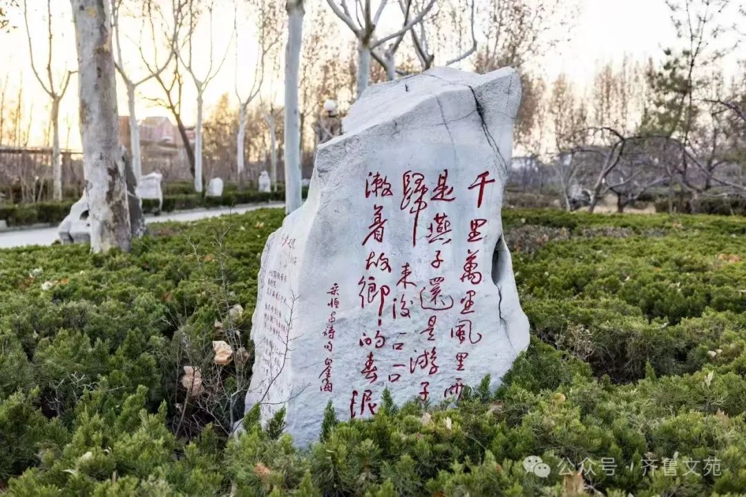 王传华：走近诗歌巨人桑恒昌