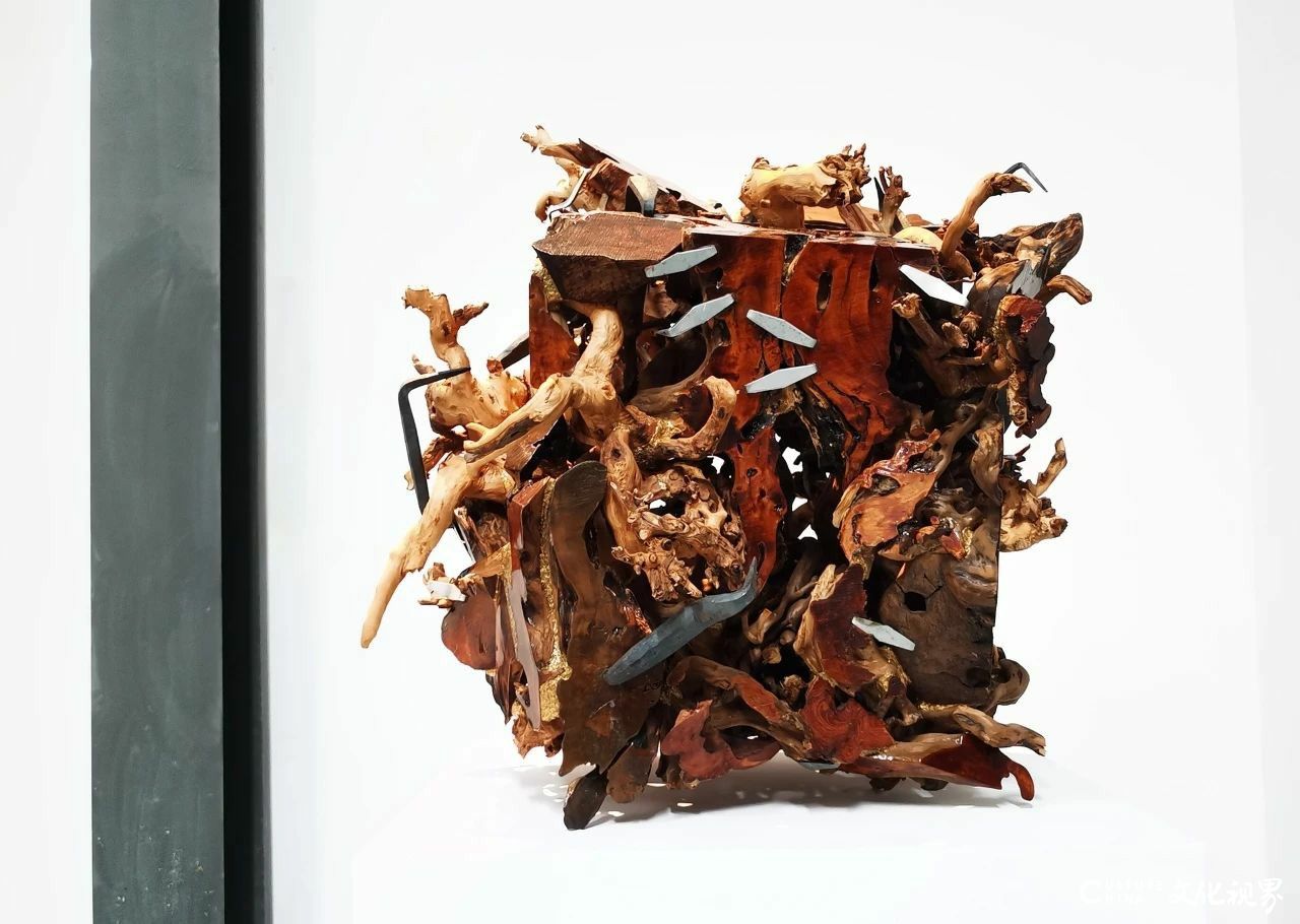 孟胡蝶·在“找碴对缝”中重构完整丨中国当代陶瓷名家邀请展暨首届中国·宋庄陶瓷协会作品展