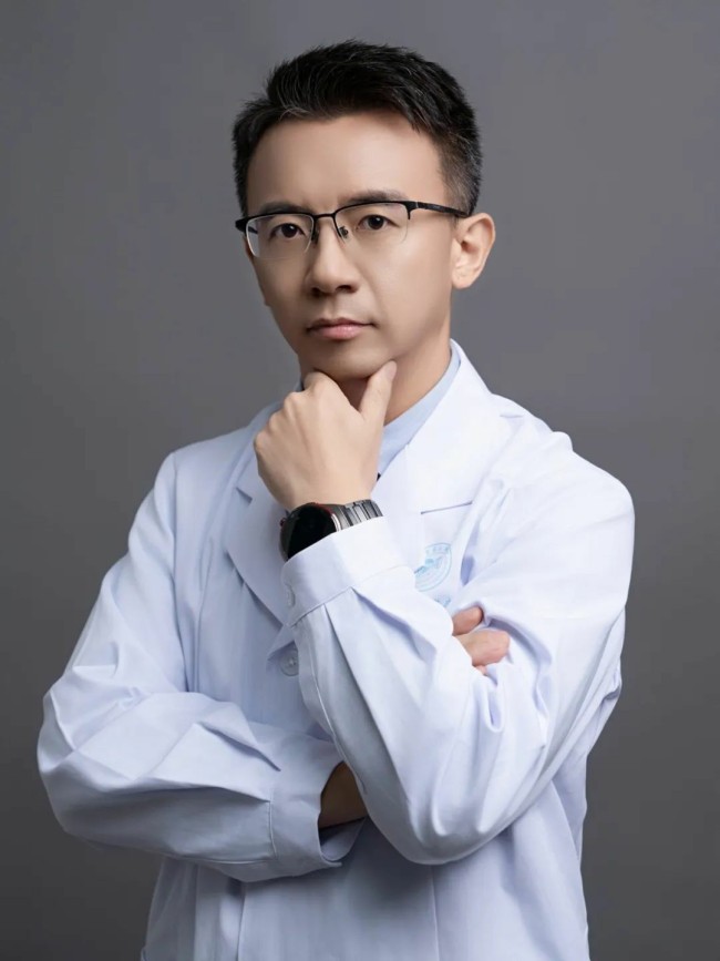 山东首例！山东大学第二医院成功施行双通道脊柱内镜切除颈椎硬膜下肿瘤手术
