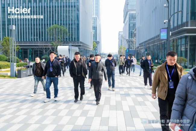 海尔ai物联多联机智能“炫技”，实现最大园区、最低能耗！