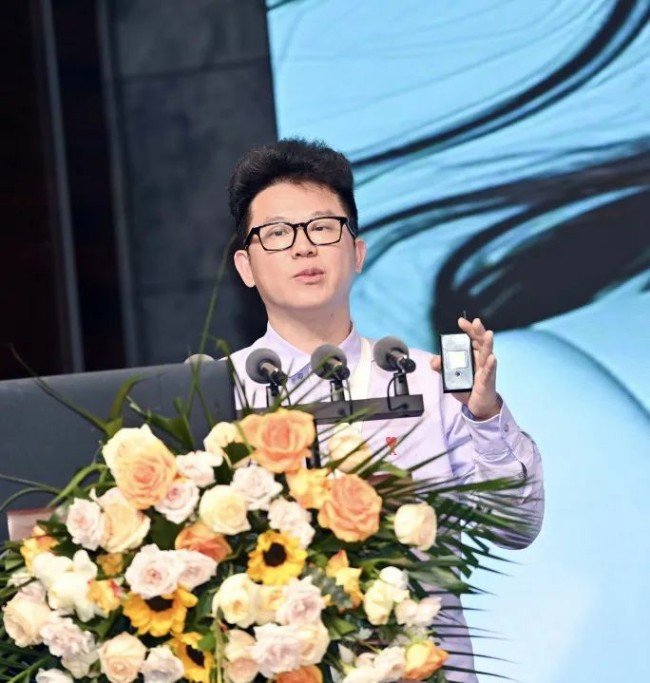 百台仪器，千万投资，万分美丽——莎蔓莉莎“2025春季年会”盛大开启