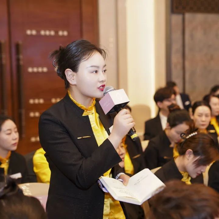 莎蔓莉莎“2025春季年会”｜六位精英登台分享，开启全员“头脑风暴”