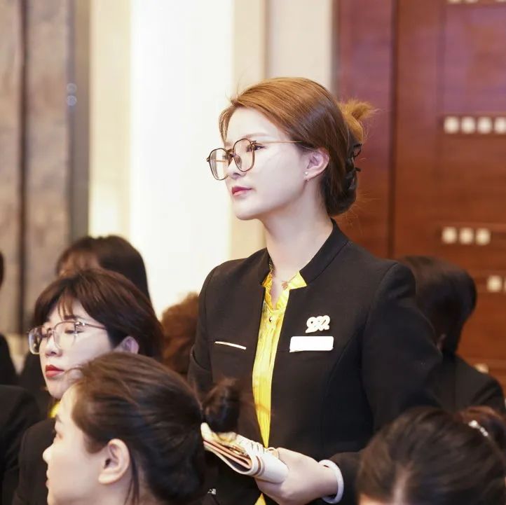 莎蔓莉莎“2025春季年会”｜六位精英登台分享，开启全员“头脑风暴”