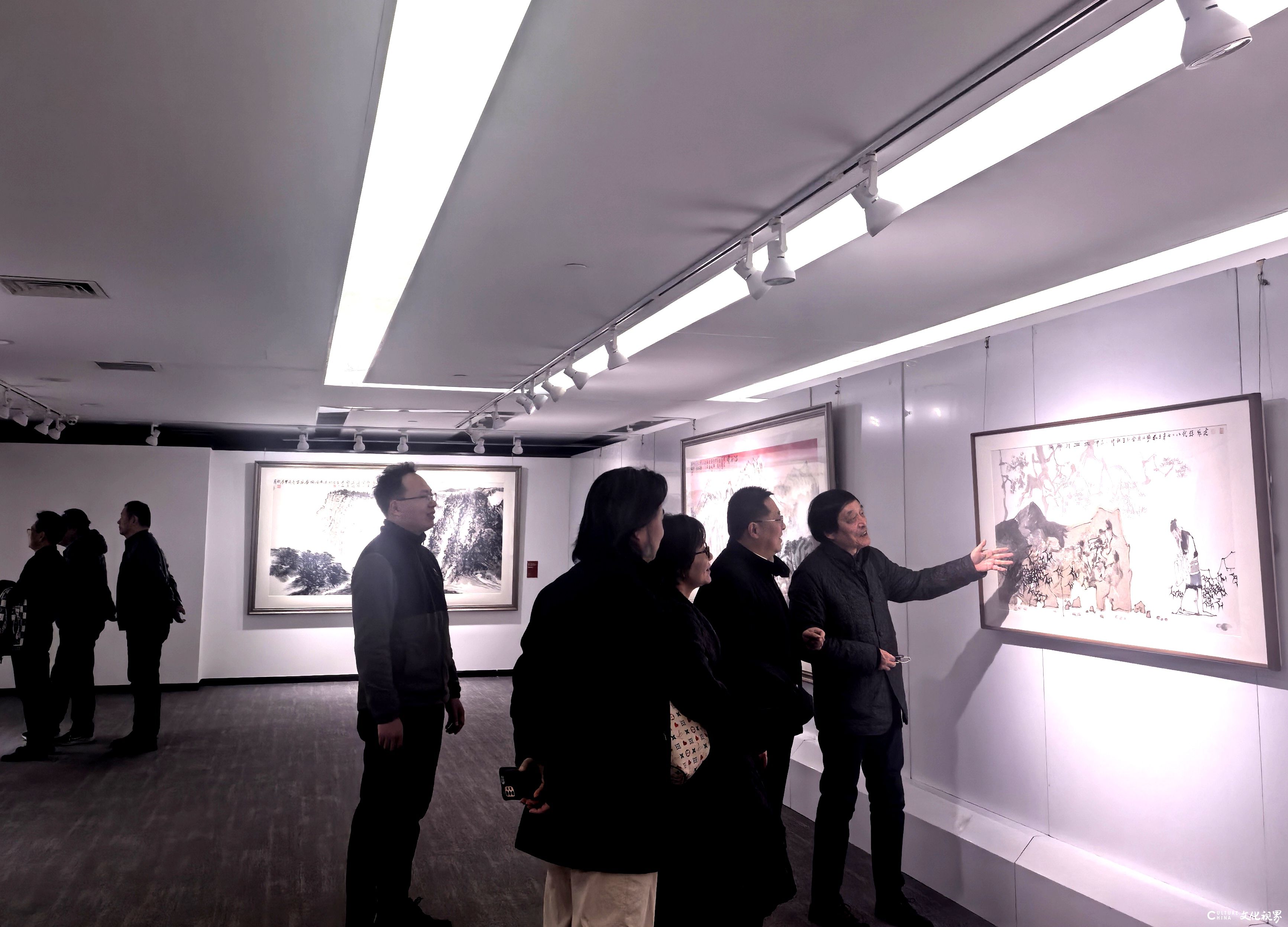 全国政协书画室书法美术作品展在京展出，民革中央画院院长孔维克参加活动