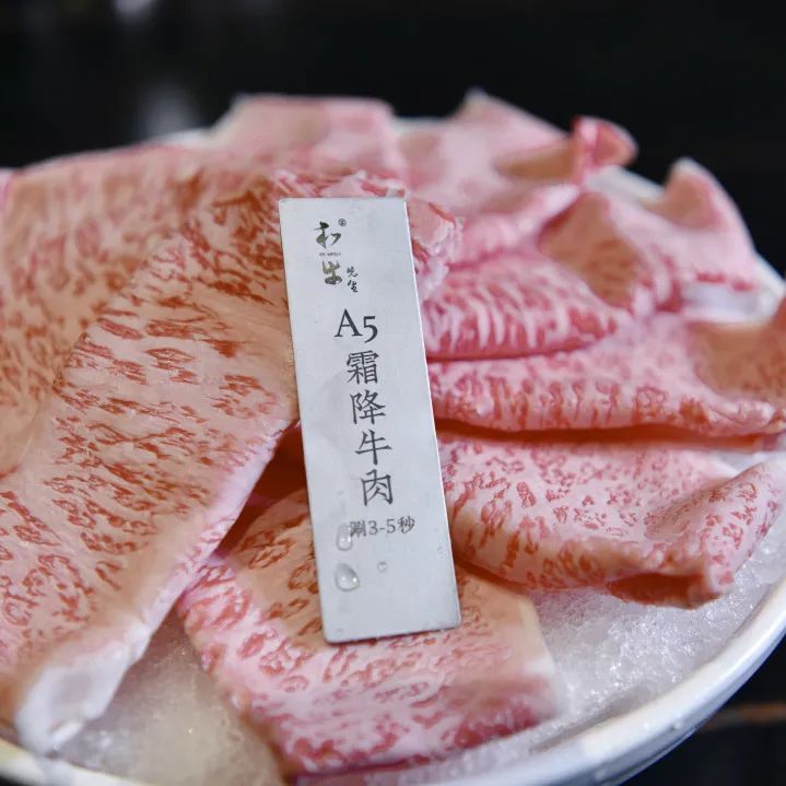今天是国际妇女节，来和牛先生把营养健康送给她