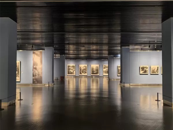 让传统水墨在展厅“活”起来 | “日月同辉——清华大学美术学院陈辉教授水墨作品江苏巡展”策展总结座谈会