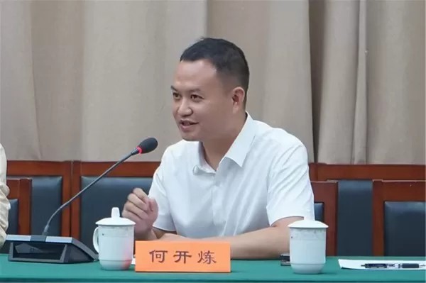 让传统水墨在展厅“活”起来 | “日月同辉——清华大学美术学院陈辉教授水墨作品江苏巡展”策展总结座谈会