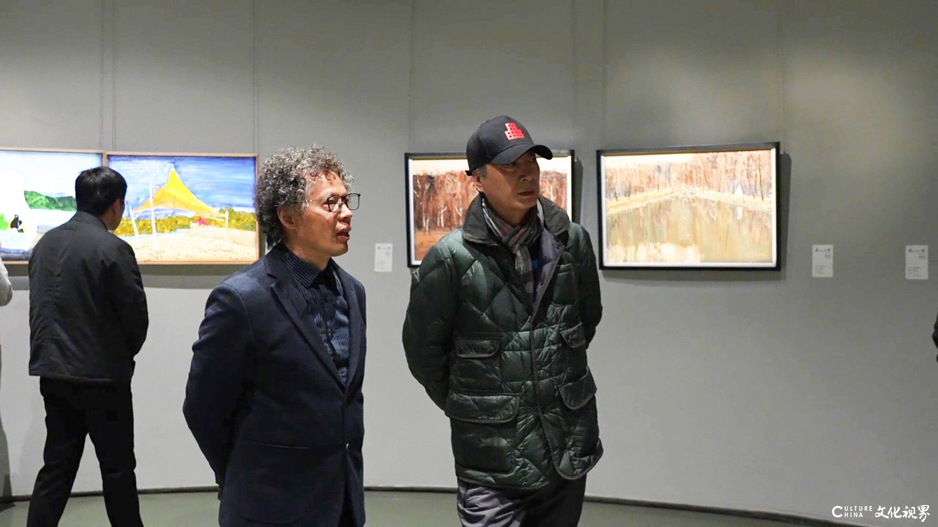 “无人之境——田卫平绘画作品展”昨日在威海开幕