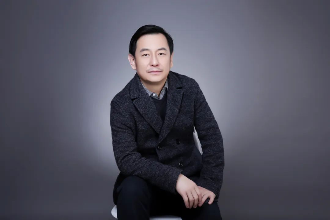 陈忠洲应邀参展，“博爱——纪念孙中山先生逝世100周年暨中国当代书画名家邀请展”将于4月1日在济南开展
