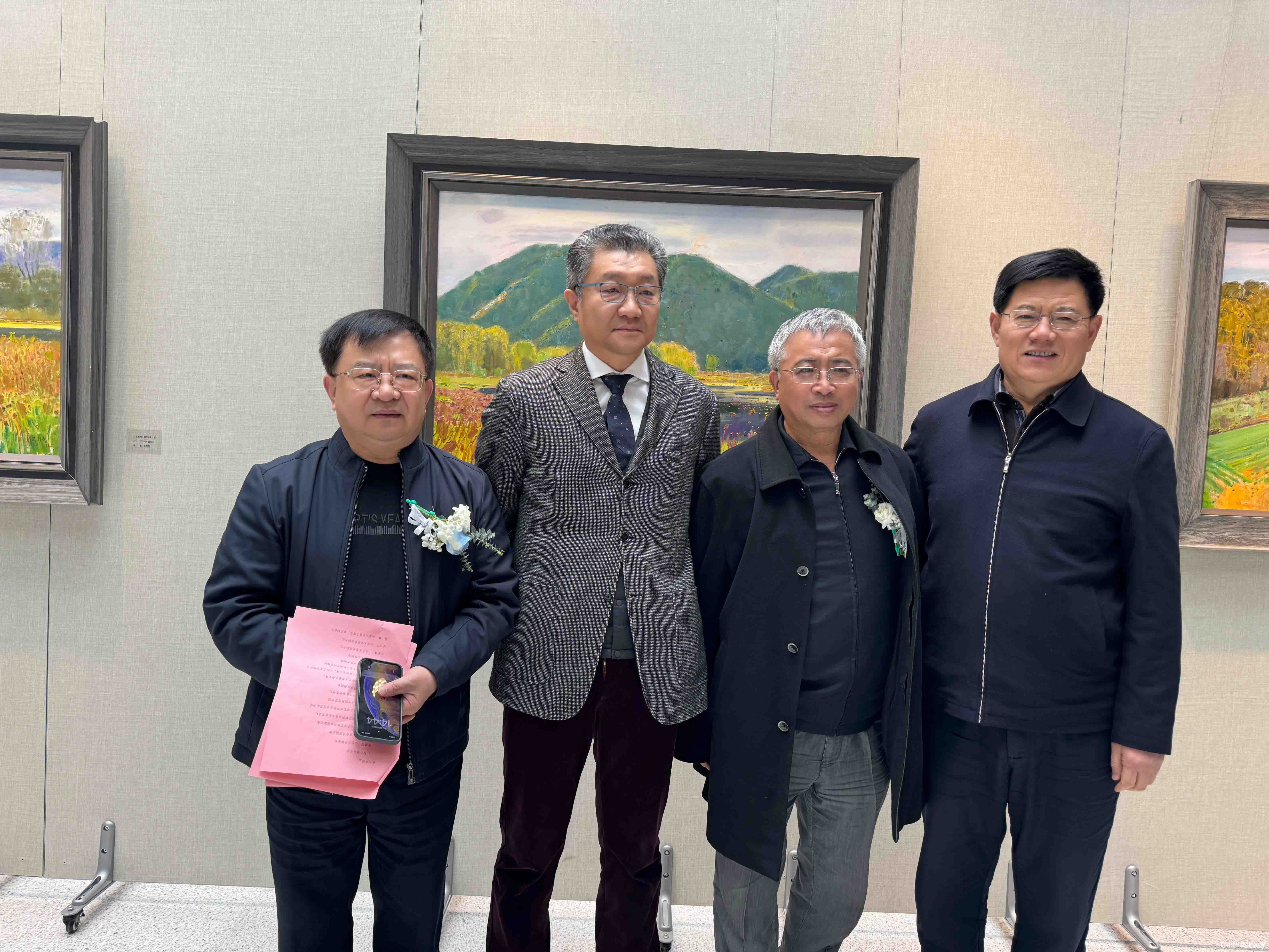 “看见——王力克油画作品展” 昨日在山东大学开幕