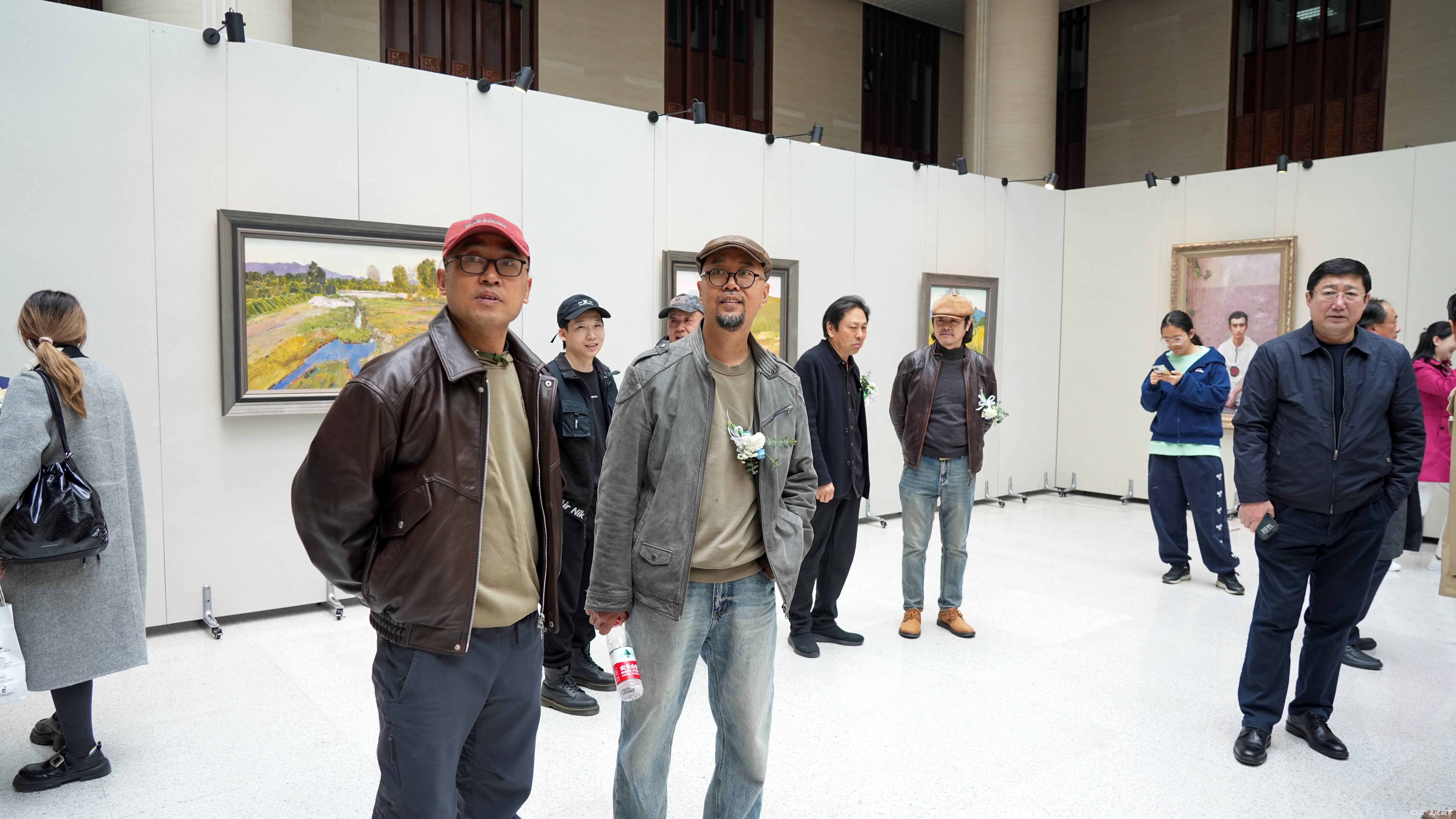 “看见——王力克油画作品展” 昨日在山东大学开幕