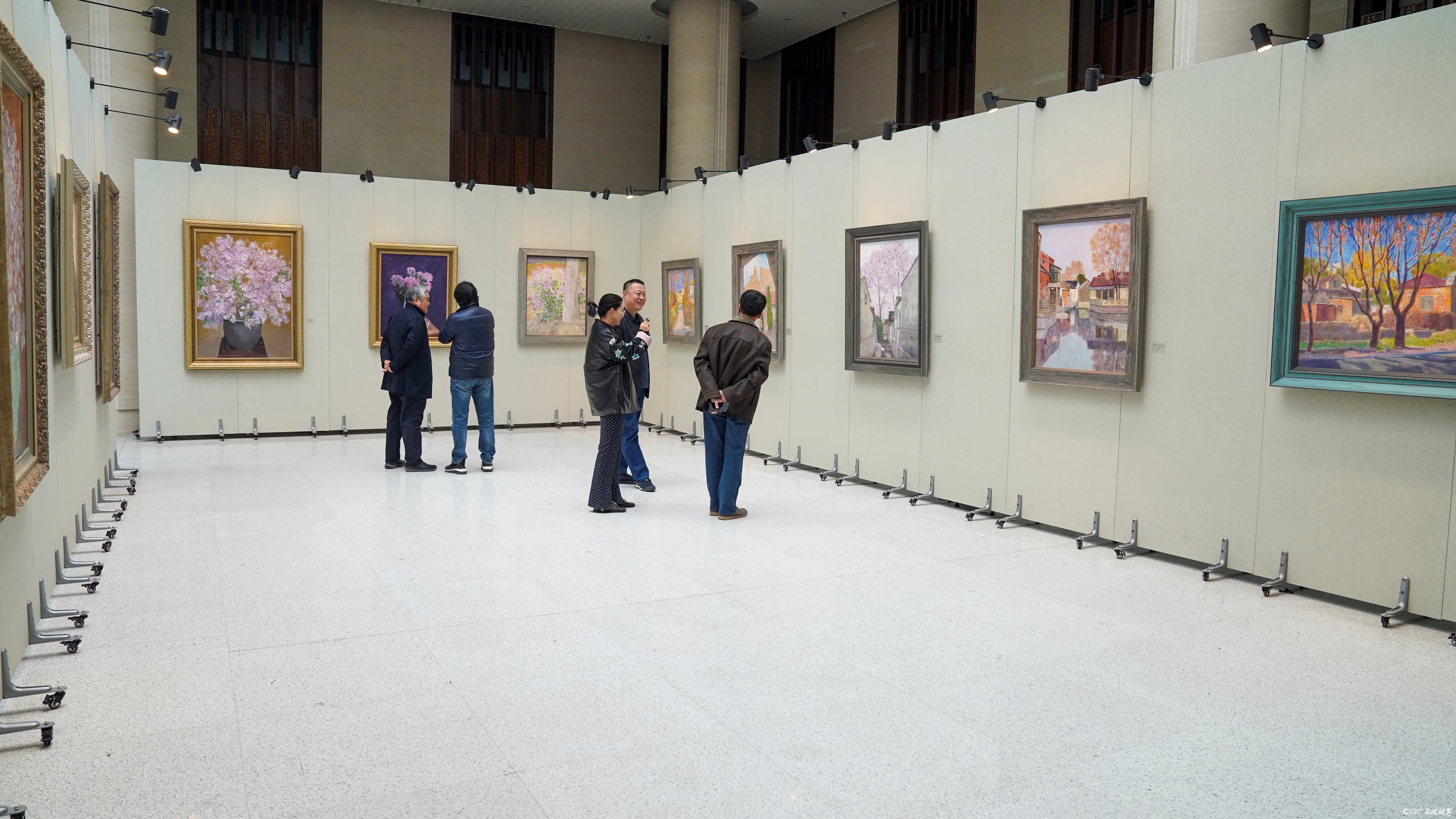 “看见——王力克油画作品展” 昨日在山东大学开幕