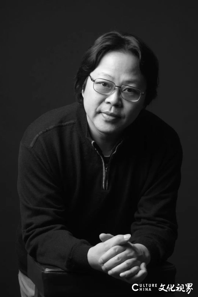 “看见——王力克油画作品展” 昨日在山东大学开幕