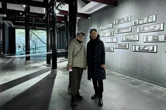 “故园·别处——女性身体经验的视觉转译”主题对谈活动在成都画院举行