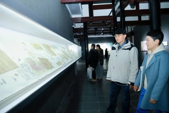 “故园·别处——女性身体经验的视觉转译”主题对谈活动在成都画院举行