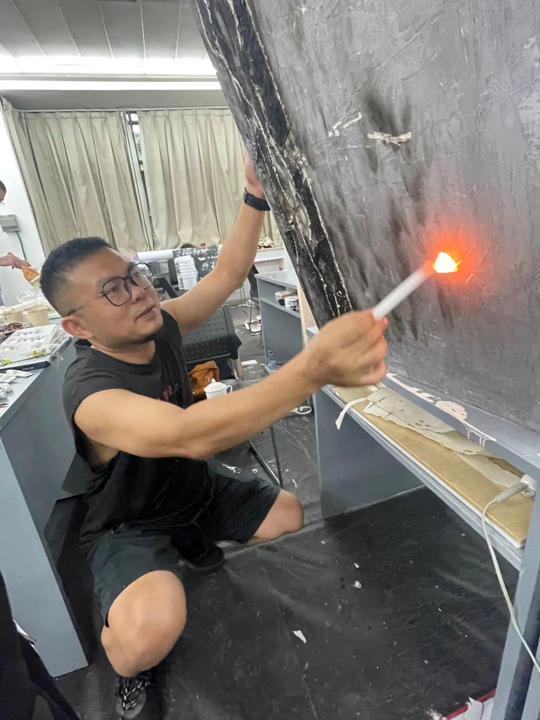 【70油画公社】“裂变——张振江实验绘画作品展”明日将在广州美术学院开展