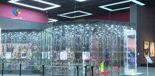 网红打卡丨济南国际双年展·邓国源装置艺术《诺亚花园ii》：一个万花筒般的梦境花园