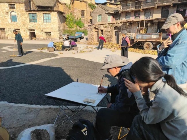 3月20日前可报名——党震应邀担任导师的“途画大理·山水圈第四期写生公益班”开启学员招募