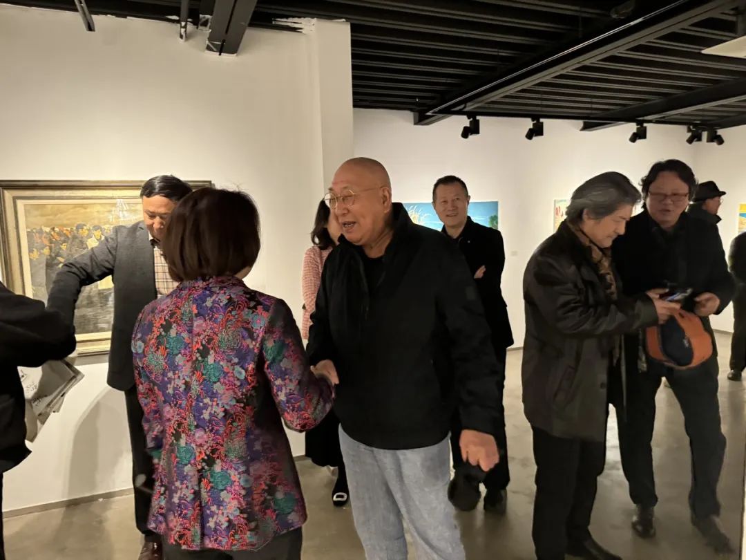 “从序曲到续曲——孙浩绘画作品展”昨日在上海开展