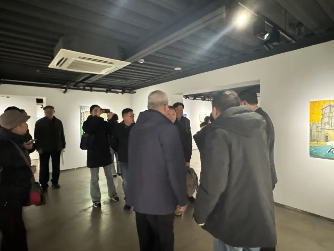 “从序曲到续曲——孙浩绘画作品展”昨日在上海开展