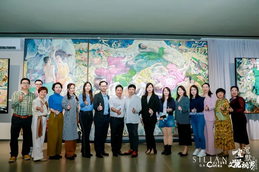 “沉默的喧嚣——戴平均个展”昨日在广州开展