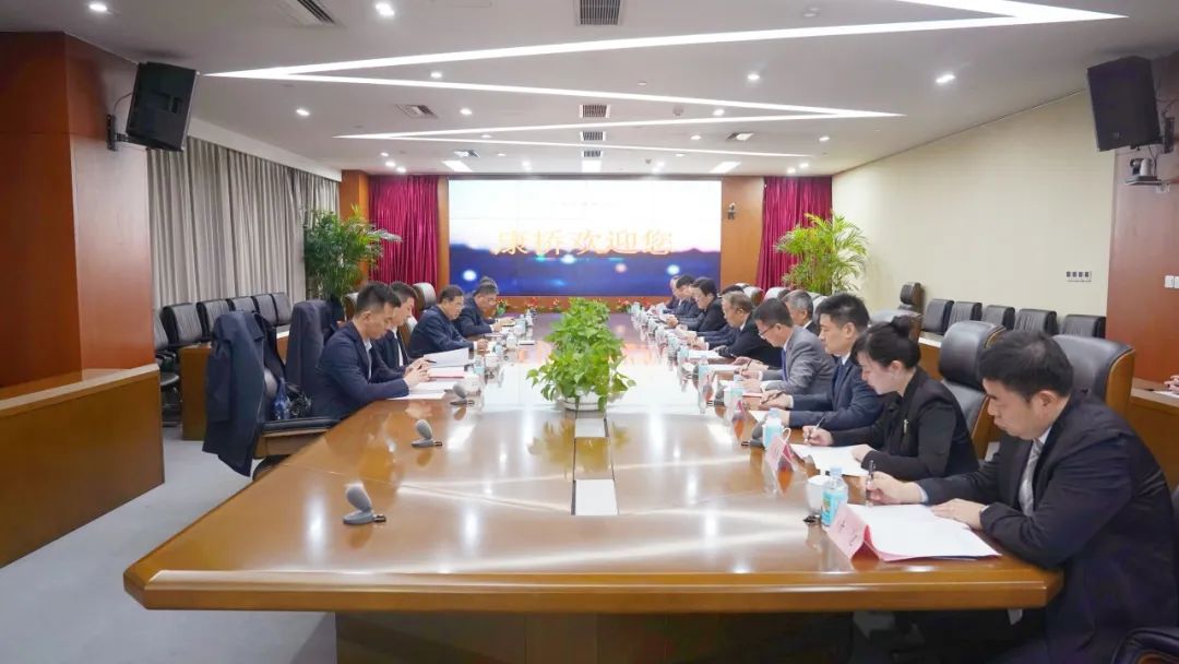 山东省人大常委会副主任、党组书记杨东奇莅临康桥律所走访联系全国人大代表张巧良并调研
