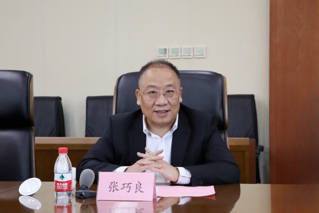 济南市政协副主席赵居安一行到康桥律所走访调研