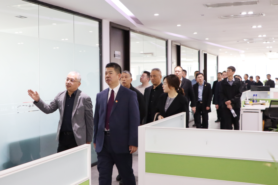 康桥律所首席合伙人张巧良受邀为全省律师行业学习贯彻全国两会精神培训班授课