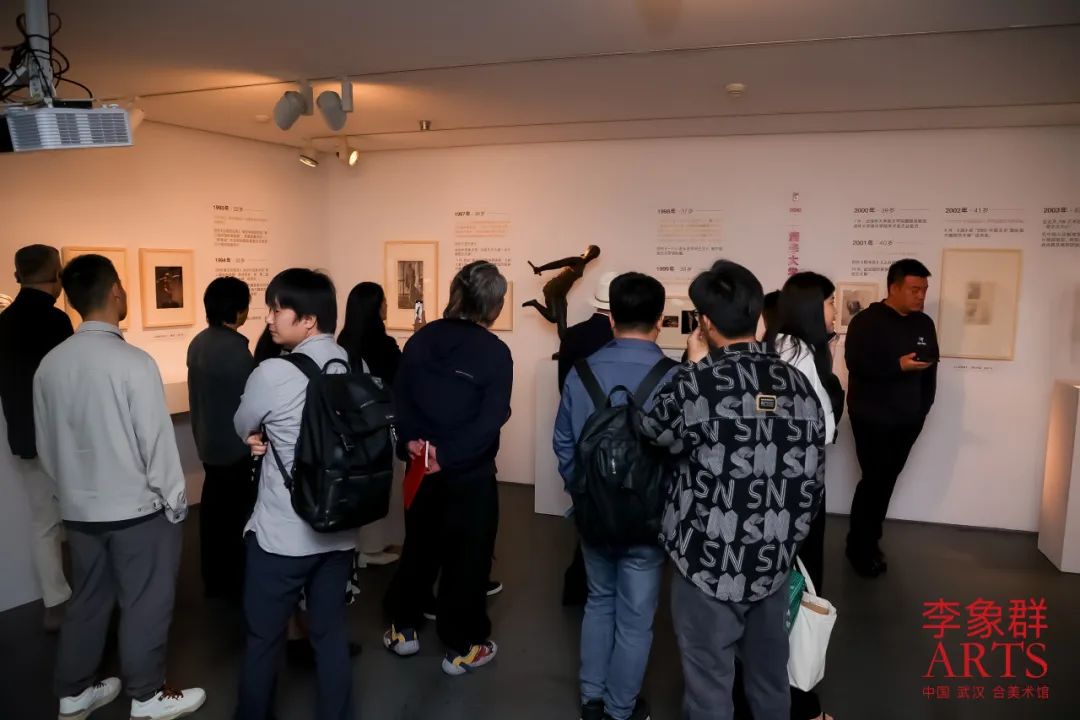 图像时代的雕塑表达，“李象群艺术展”在武汉开幕，展期至9月19日