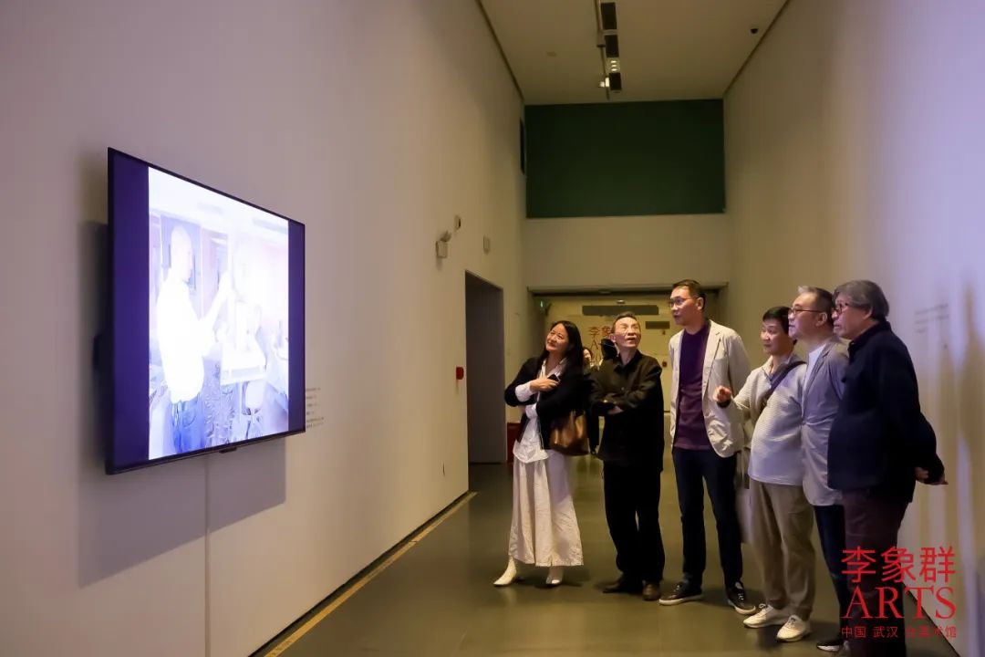 图像时代的雕塑表达，“李象群艺术展”在武汉开幕，展期至9月19日