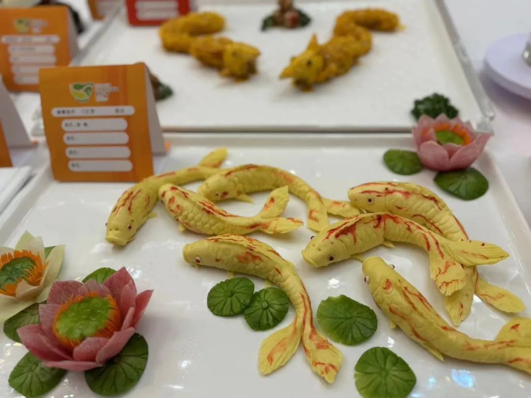 金奖荣耀展厨艺——莱西市职业教育中心学校教师在山东省乡村旅游美食大赛中获佳绩