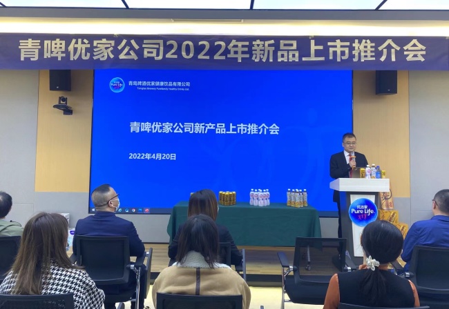 多元口感创新消费场景，青啤优家推出大麦茶、姜饮等多款饮料新品