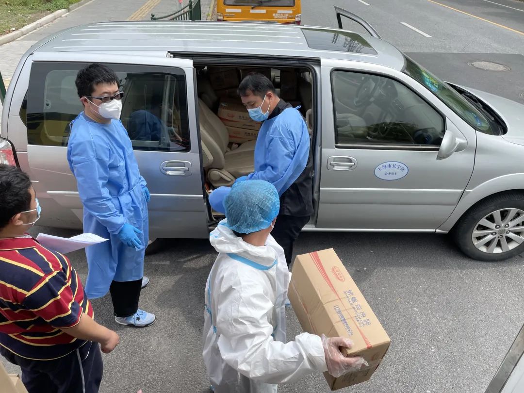 共同守“沪”  关爱老人，得利斯集团捐赠预制菜顺利抵达上海