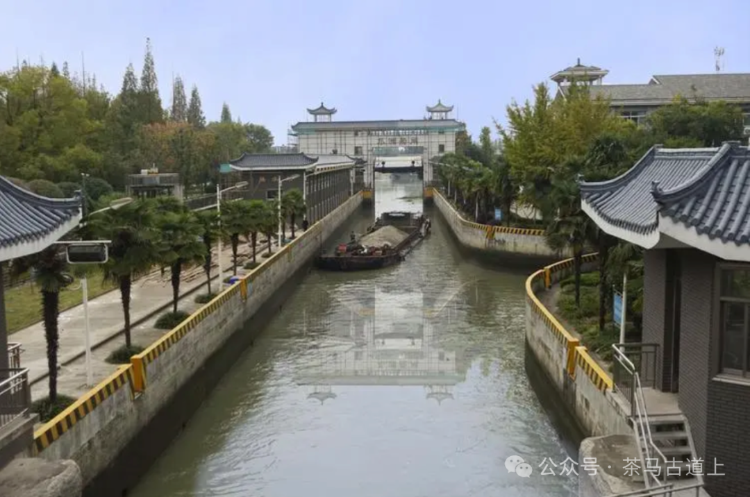 舒建新丨瞰京口，接建康，际沧海……杜十娘怒沉百宝箱的瓜洲古渡今安在？