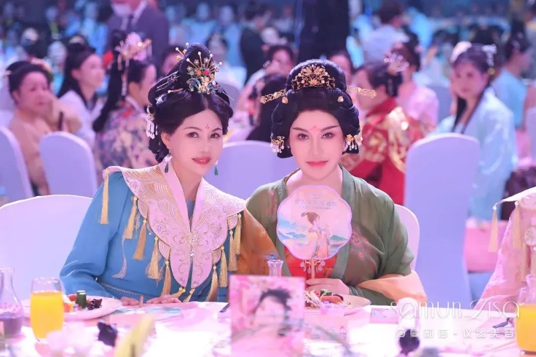 坚守匠心，始终如一——莎蔓莉莎西南事业群迎来15周岁“生日”