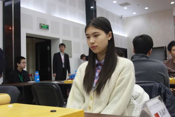 仁怀酱香围甲主场花样繁多，做棋赛如同酿美酒