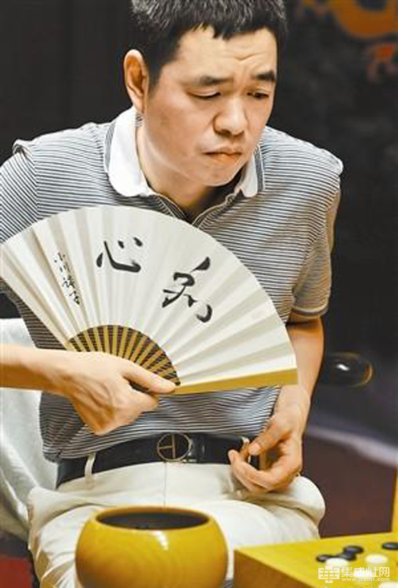 仁怀酱香围甲主场花样繁多，做棋赛如同酿美酒
