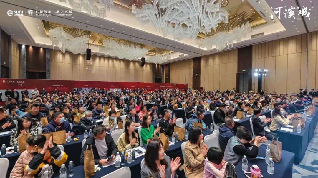 山水限藏，头牌洋房！济南铁投仁恒·河滨城再次上新