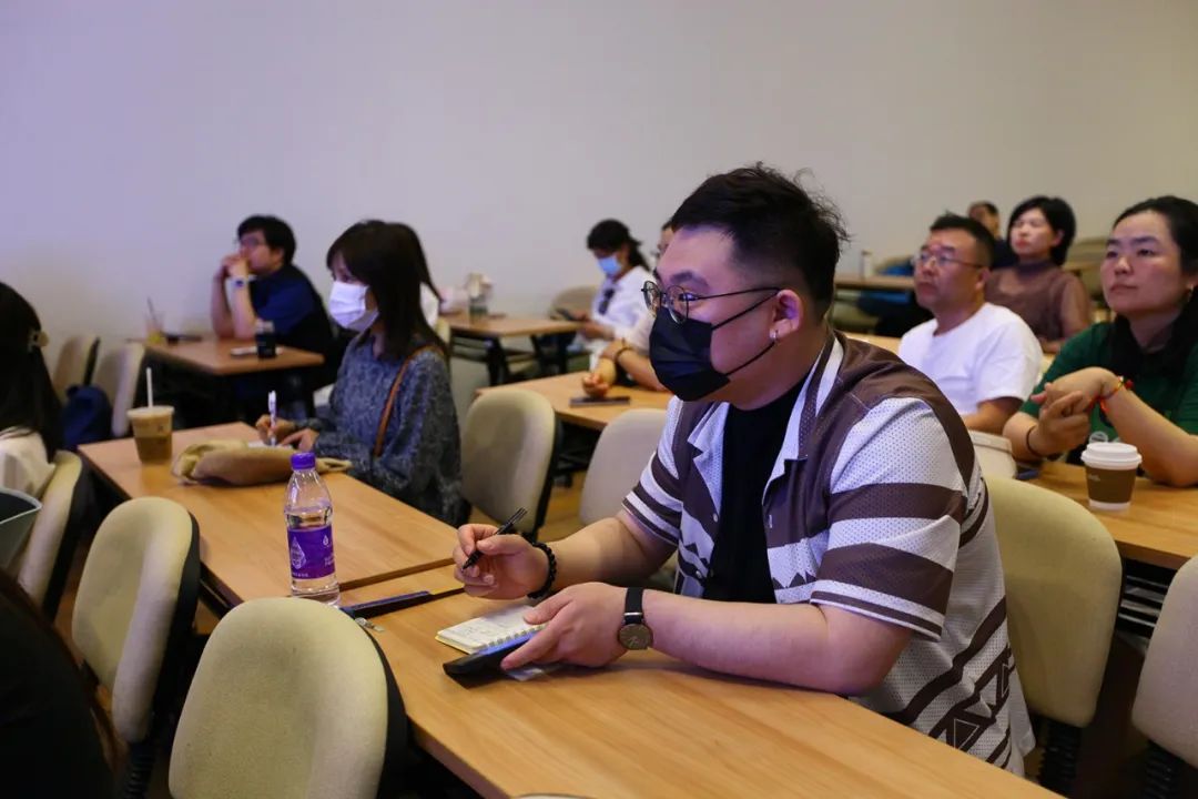 天津美术学院叶春辉教授开展“文脉之路——中国绘画中的东方美学和智慧”公益讲座