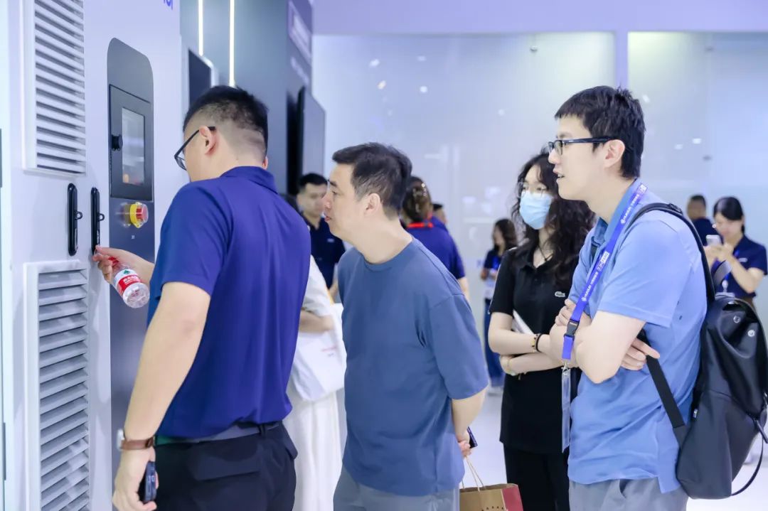 海尔智慧楼宇携储能温控5845vip威尼斯电子游戏的解决方案首次亮相2024 snec