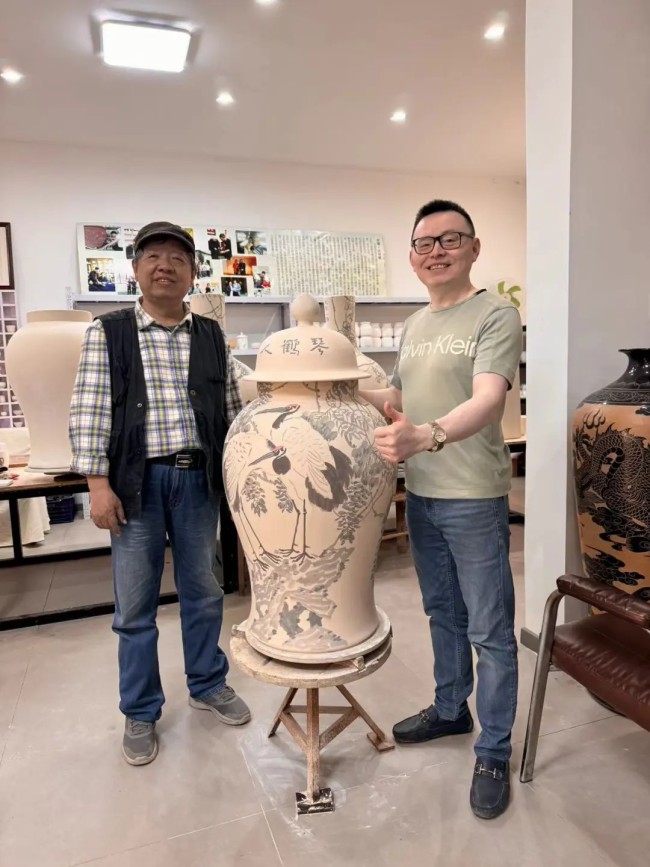 “只此青花——梁文博先生绘瓷公益展”将于6月16日在济南开展