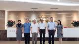 山东省商业集团副总经理贺敬一行到康桥律所参观交流