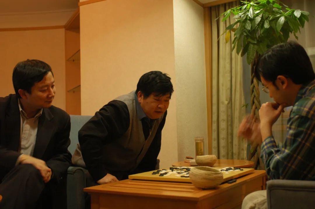 曹大元情真意切说棋队 言谢玲珑轮胎侠胆义气相助
