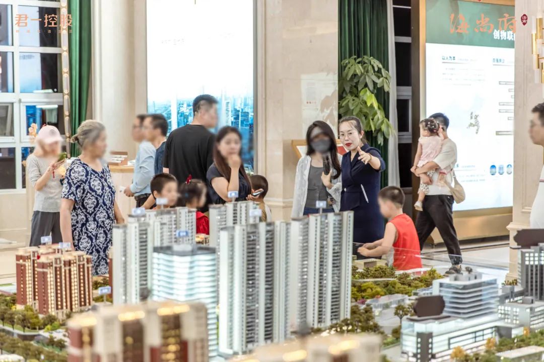 君一控股“海尚府”发布会璀璨揭幕，科技艺术共筑cbd豪宅新纪元