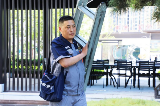 “工程超人”宋守国 | 潍坊·恒信熙湖名筑的“守护神”与“贴心阿爸”