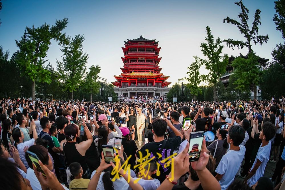 科技济南，魅力都市：济南超然楼上演“3d mapping show”！