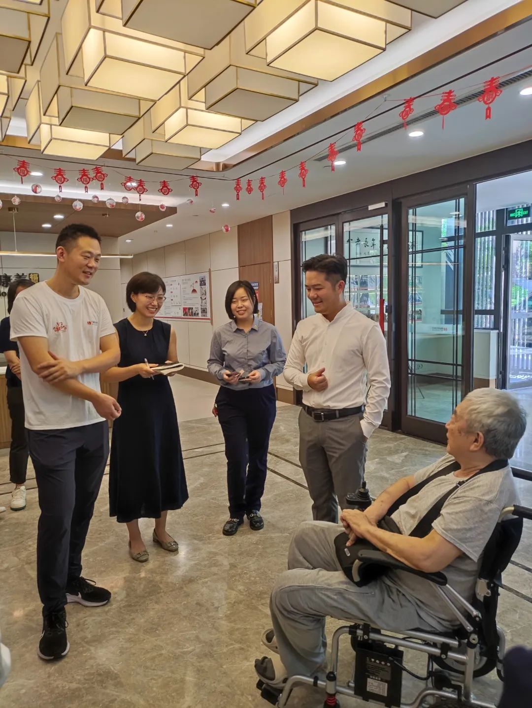 领潮奋进，一路有你——中海锦年康养慰问济南中海锦年项目一线员工