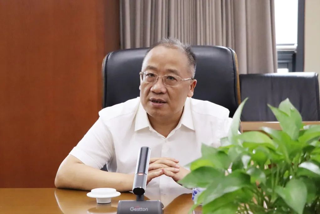 中共山东康桥律师事务所委员会开展学习贯彻党的二十届三中全会精神主题党日活动